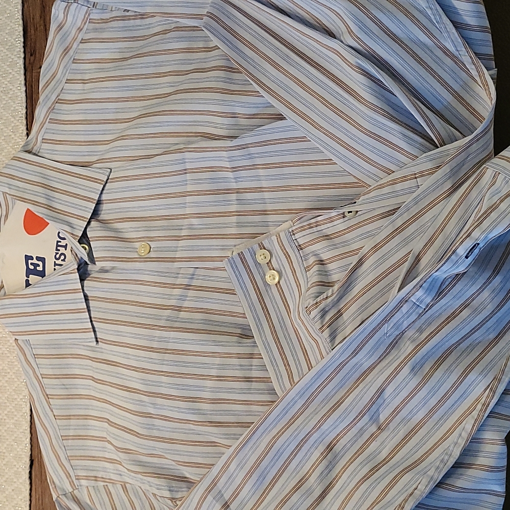 Men's dress shirt